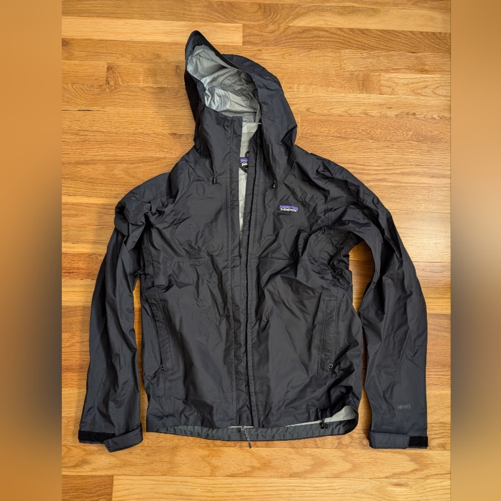 Men's Black Patagonia Rain Jacket